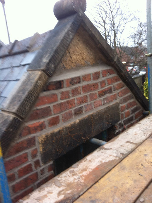 Roof Pointing brickwork